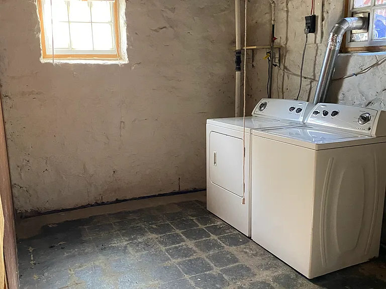 2907 Glendale Ave — Photo 27