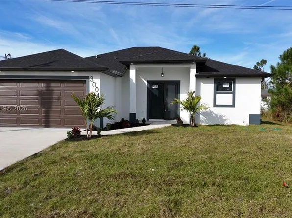 3004 4th St SW, Lehigh Acres, FL 33976