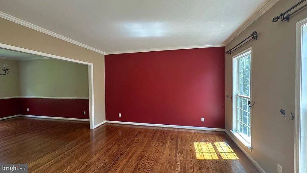 4 bed, 2.5 bath, 3404 sqft, $3,900 — Photo 4