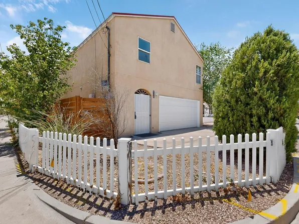 938 11th St NW, Albuquerque, NM 87102