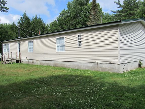 4th image of 75 Military Road