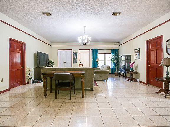 5th image of 3507 Christoval Rd