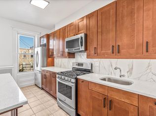 75-07 61st St #2, Ridgewood, NY 11385