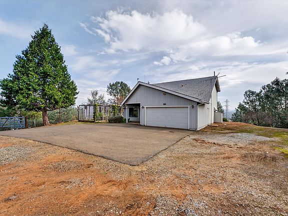 4th image of 3940 Pineoakyo Ct