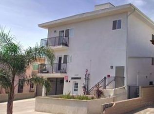 7327 Milwood Ave #104, Canoga Park, CA 91303