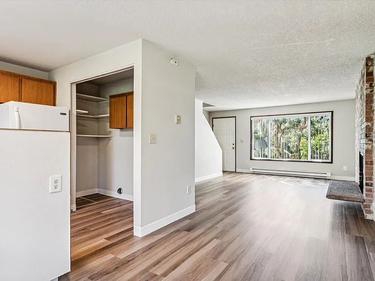 5847-5855 SE Holgate Blvd #5855 — Photo 10