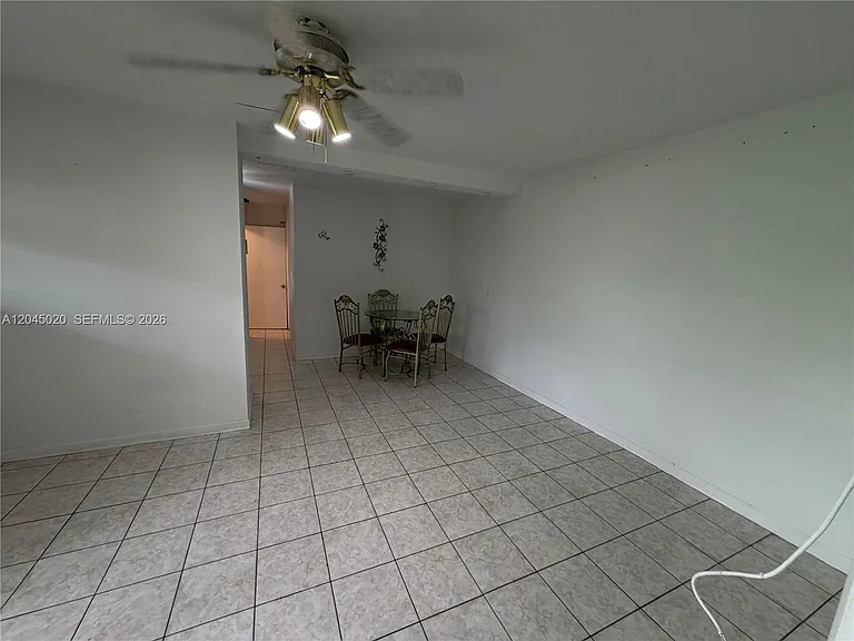 4935 SW 101st Ave #1 — Photo 3