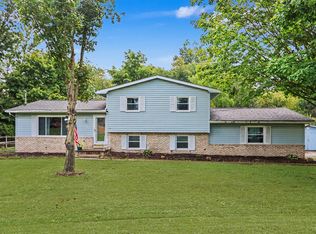 831 N Crestline St, Crestline, OH 44827