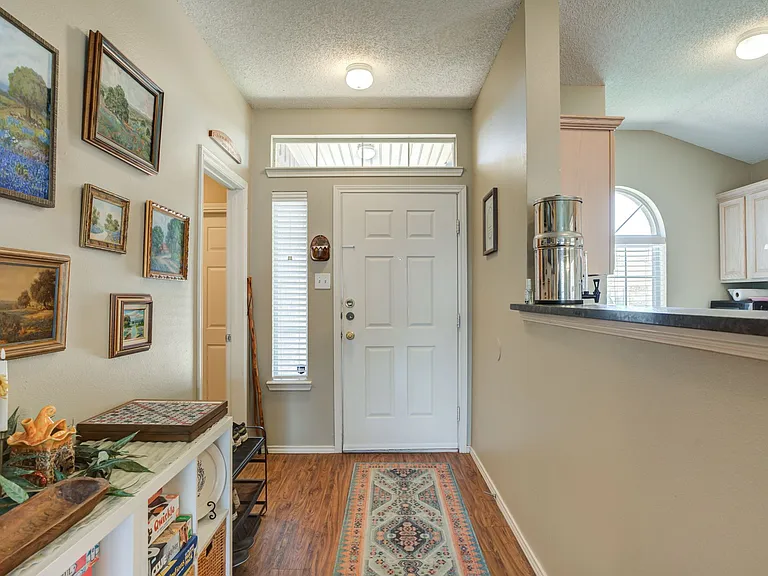 505 N Iola Ave — Photo 27