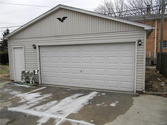 3rd image of 3932 Bueno Vista Ave