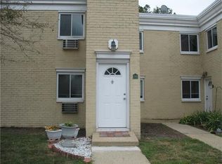 15 Lake Ave APT 3B, East Brunswick, NJ 08816