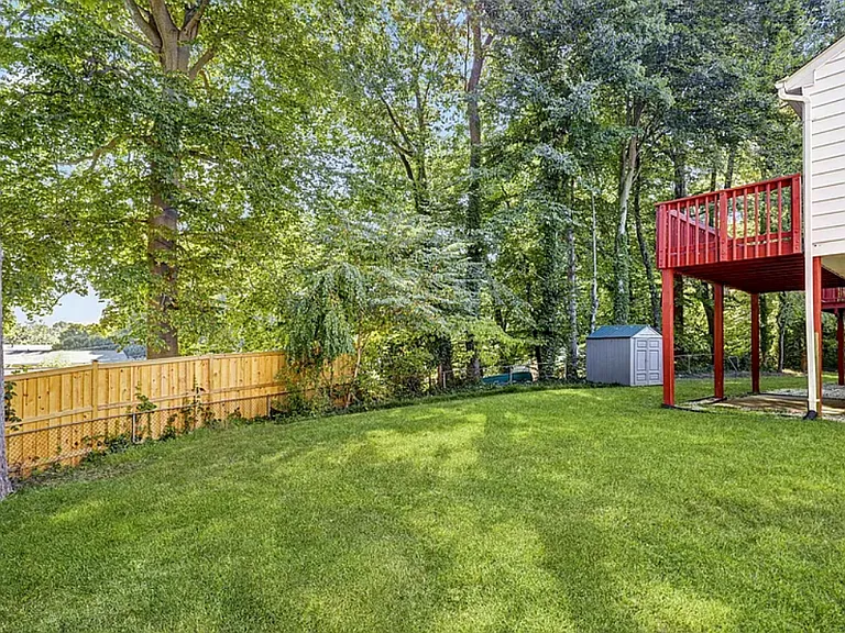 3315 Albion Ct — Photo 3