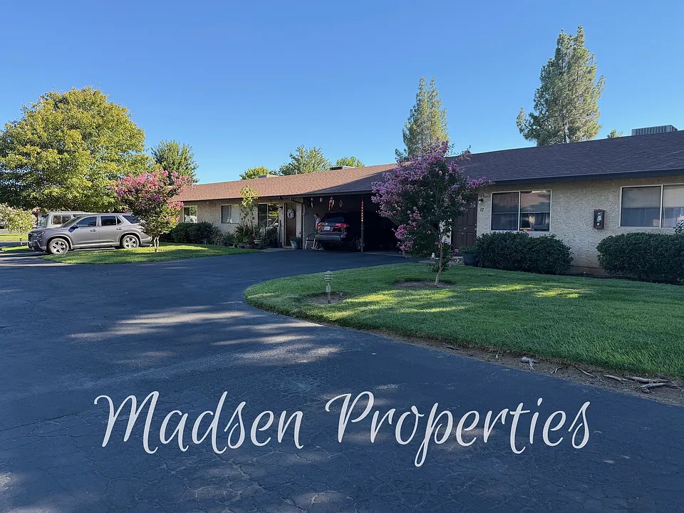 205 W Lassen Ave #12