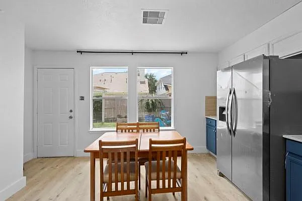 5915 Shining Leaf Ct — Photo 15