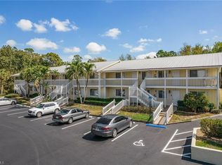4621 Bayshore Dr APT Q9, Naples, FL 34112