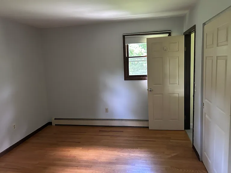 294 Hedgerow Dr — Photo 15