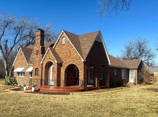 224 W 4th St, Grandfield, OK 73546