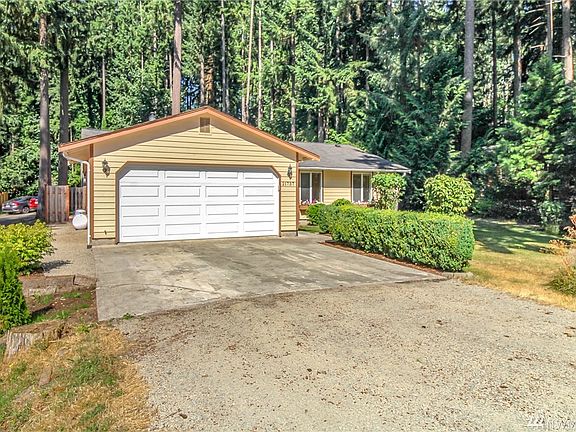 2nd image of 21737 SE Terra Ln