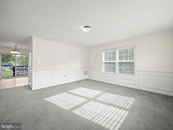 5th image of 206 Eastside Ln