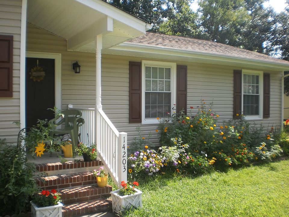 1st image of 14203 Barberry Ct