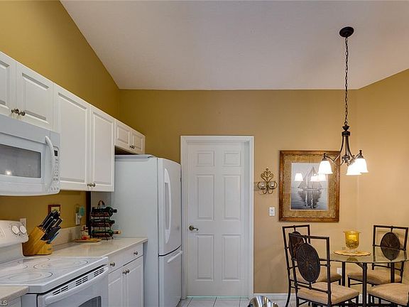 4th image of 139 Aquarina Blvd