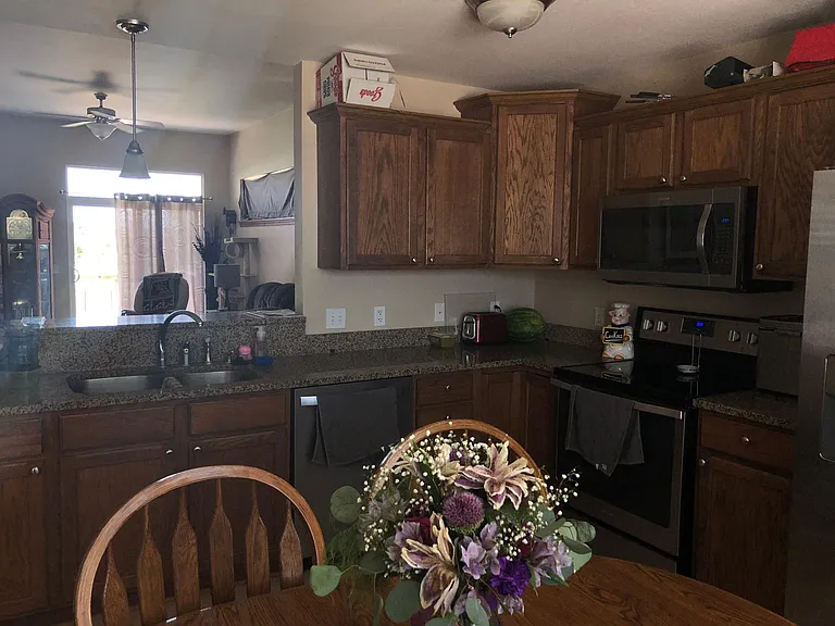 1010 Northpark Blvd — Photo 2