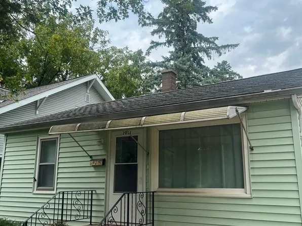 2011 E Washington St, Joliet, IL 60433