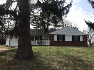 527 W Pine St, Feasterville Trevose, PA 19053