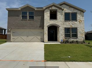 6025 Warrington St, Aubrey, TX 76227