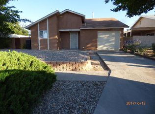 6518 Cleghorn Rd NW, Albuquerque, NM 87120