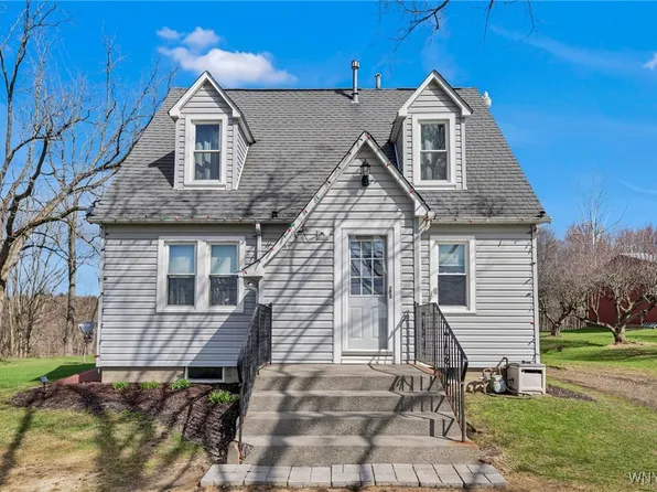 3004 Lenox Rd, Collins, NY 14034