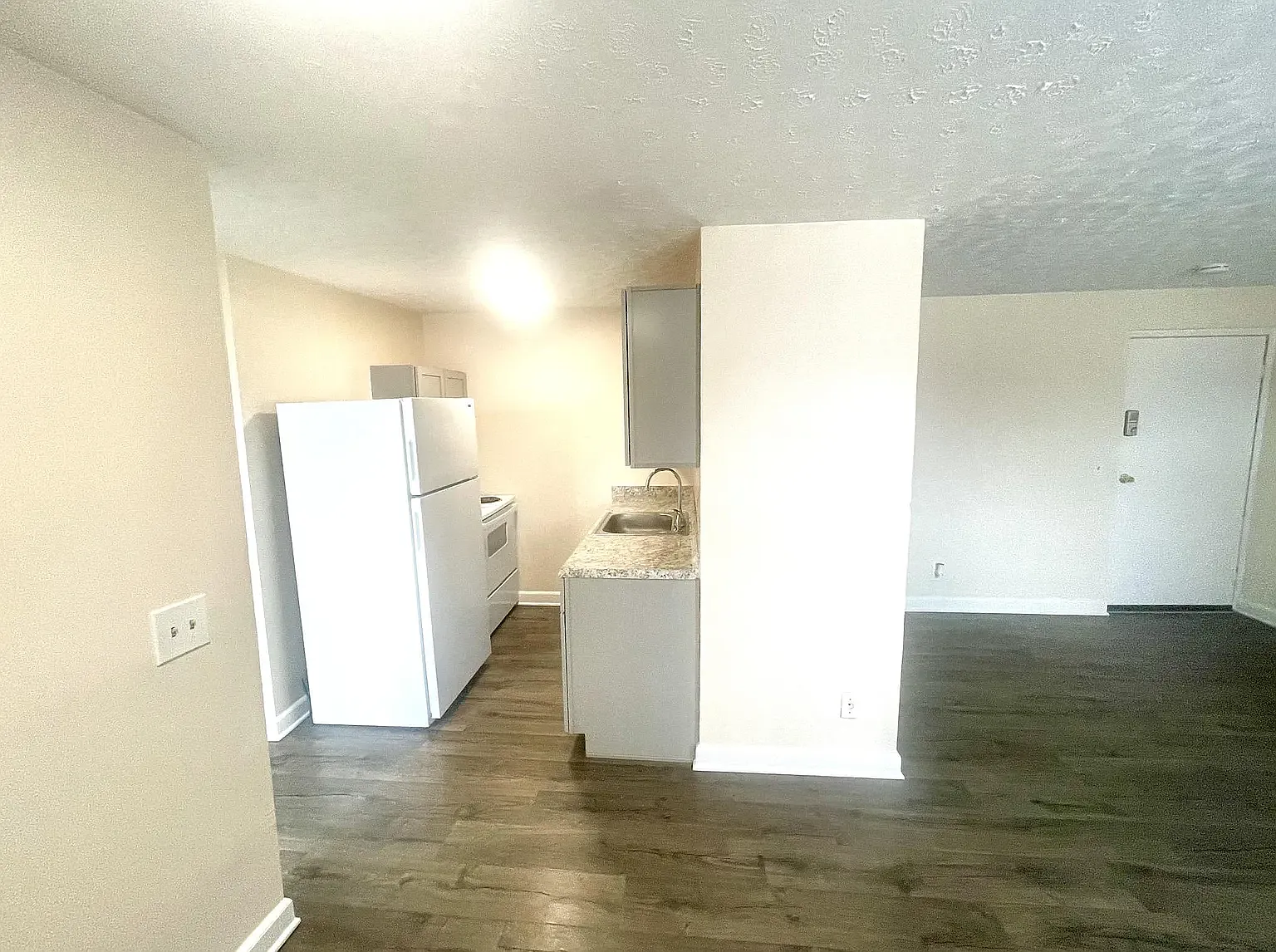 2 bed, 750 sqft, $1,040 — Photo 4