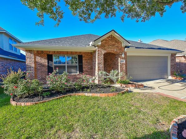 24526 Tribeca Ln