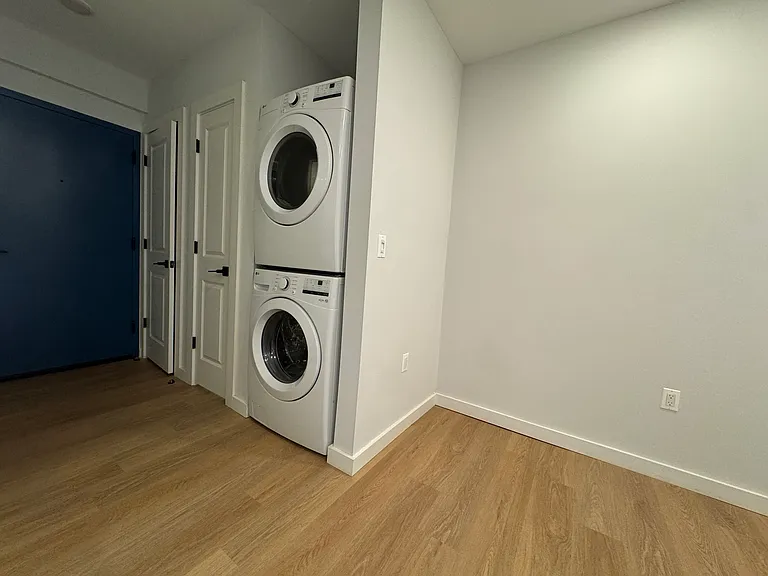 55A Tunxis Ave #221 — Photo 10