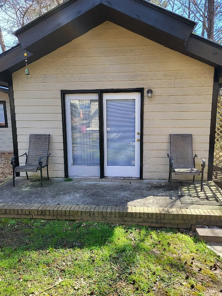 1 bed, 650 sqft, $1,200 — Photo 3