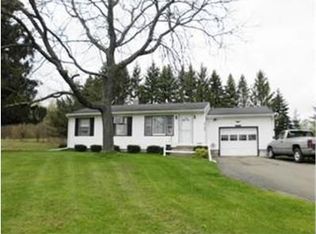 2766 Mitchell Rd, Jamestown, NY 14701
