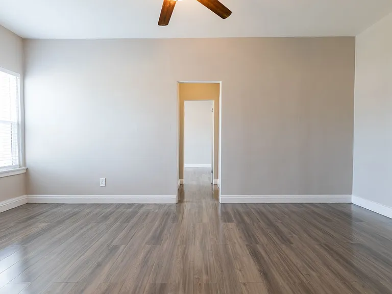 Seven Lions Apartments — Photo 18