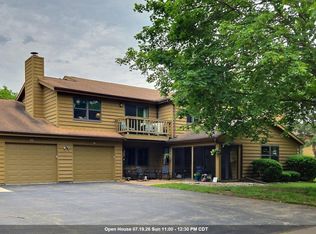 940 Babcock St APT 95, Neenah, WI 54956