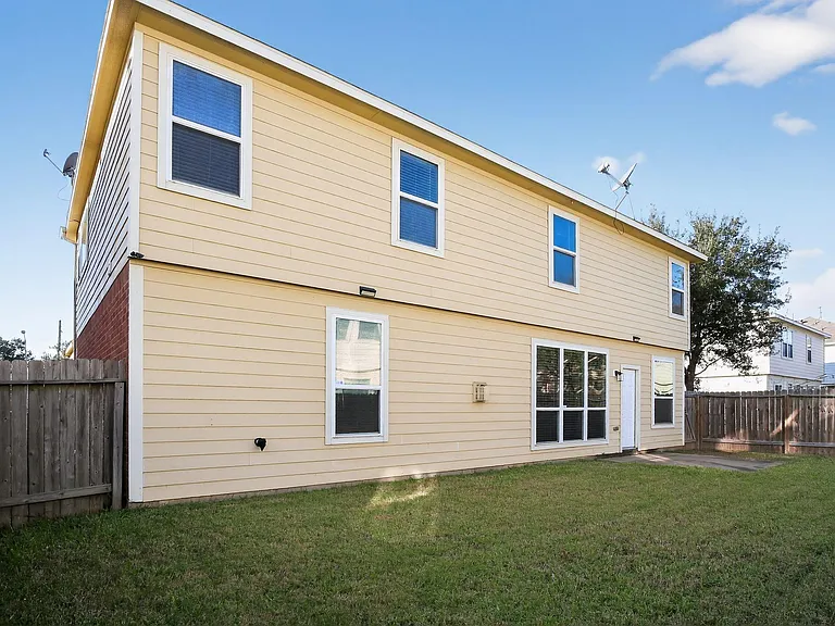 4938 Yearling Ridge Ct — Photo 29