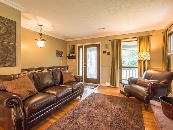 4th image of 120 W Lake Dr