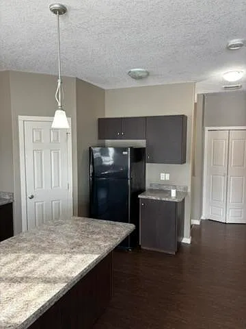 902 10 Street Unit B — Photo 4