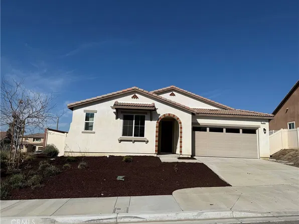 7908 Santorini Ln, Highland, CA 92346