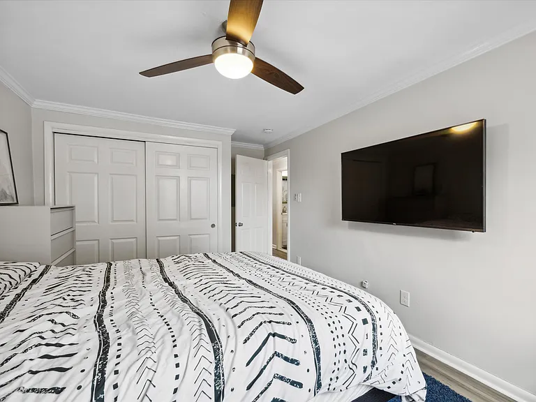 107 Rutgers Ave #G4 — Photo 6