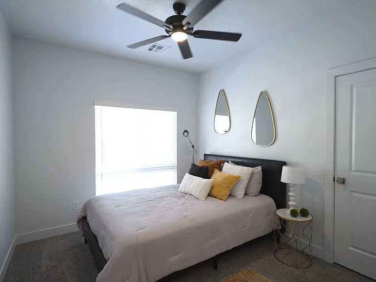 227 N 2180 W — Photo 11