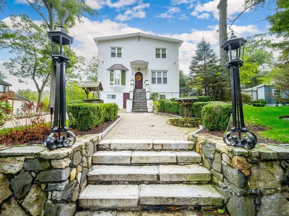 44 Ridgecrest Rd, Putnam Valley, NY 10579