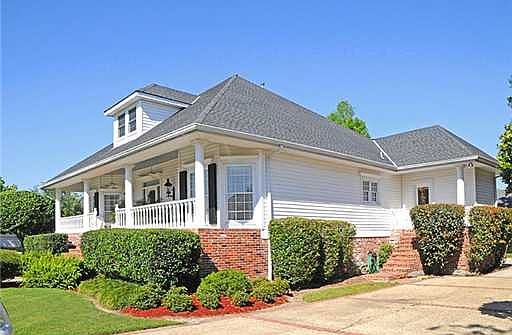 2nd image of 41 Hermitage Dr