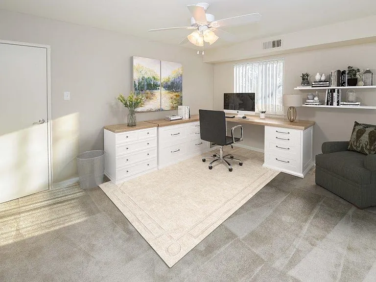 Kings Manor Apartment Homes — Photo 4