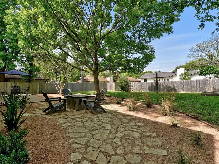 7902 Keneshaw Dr — Photo 32