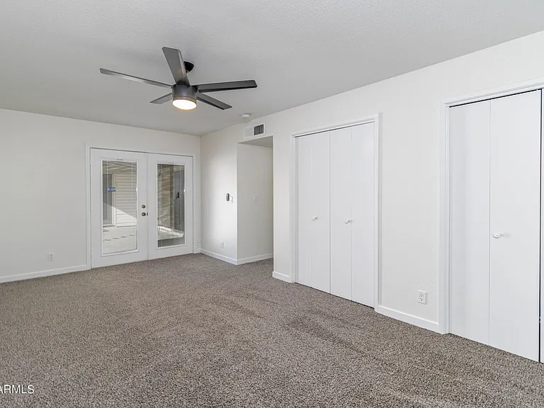1303 W Devonshire St #1 — Photo 26