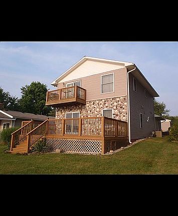 4th image of 9164 Long Lake Dr E
